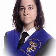 Graduada en Biología y con un título de Master en Biología Celular y Molecular ofrece clases de biología para cualquier edad